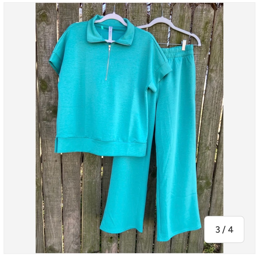 NWT Women’s Matching Top & Bottom Set size XXL